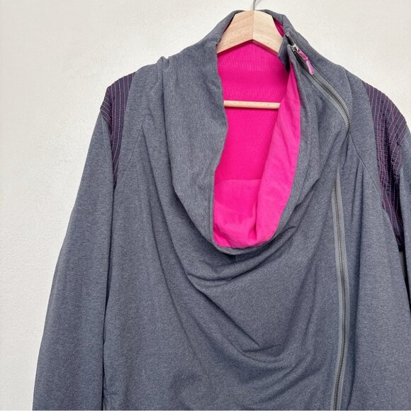 Lululemon Womens 10 Sway Jacket Gray Pink Asymmetric Zipper Cowl Neck - Picture 8 of 16